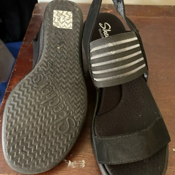 Skechers Black Women's Sandals - Picture 3 of 3
